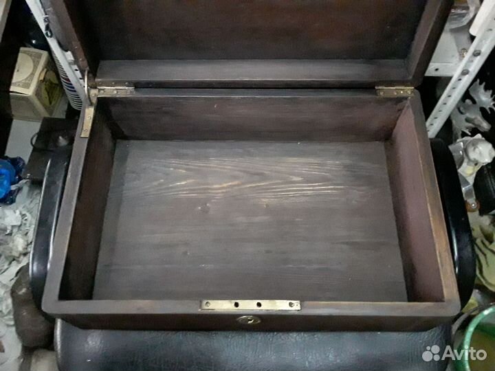 Сундук ларец