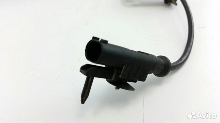 Датчик abs задний правый Mitsubishi Colt Z25A