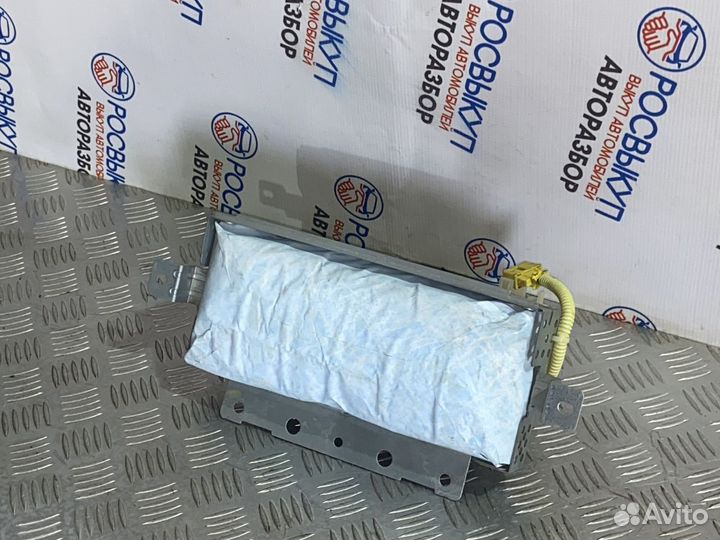 Подушка в торпедо пассажирская Hyundai Elantra (XD