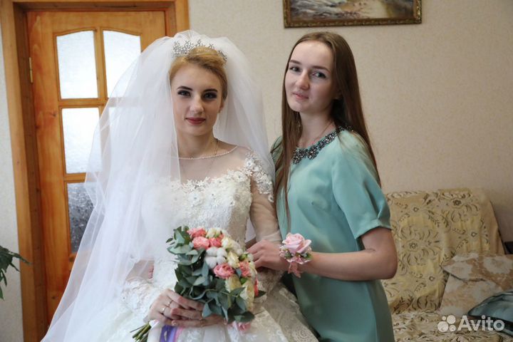 Свадебное платье