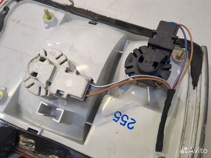 Фонарь крышки багажника Audi 80 (B4), 1991