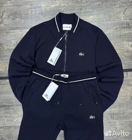 Спортивный костюм Lacoste