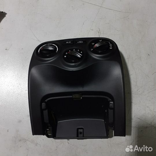 Блок управления отопителем салона KIA RIO-2