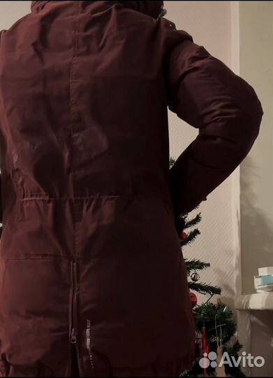 Пуховик женский зимний 44