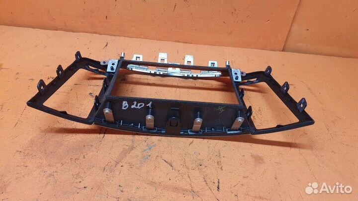 Накладка торпедо центральная Infiniti Fx35 S51 3.5