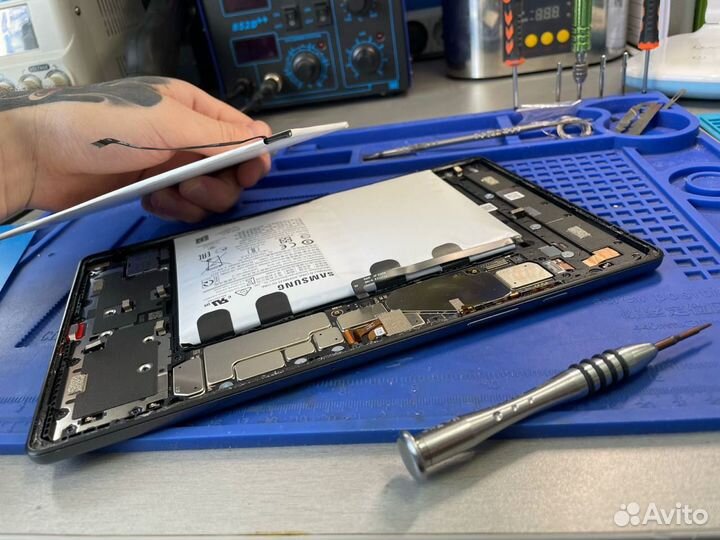 Ремонт Телефоны iPhone Планшеты Муз. колонки