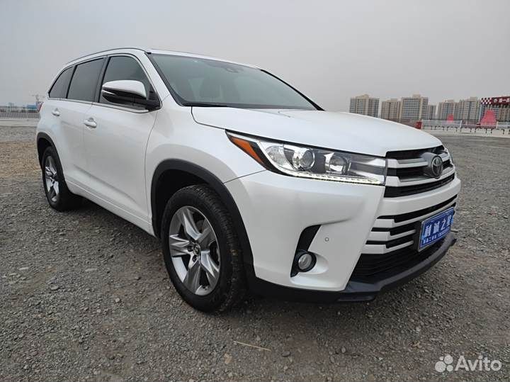 Toyota Highlander 2.0 AT, 2021, 28 000 км