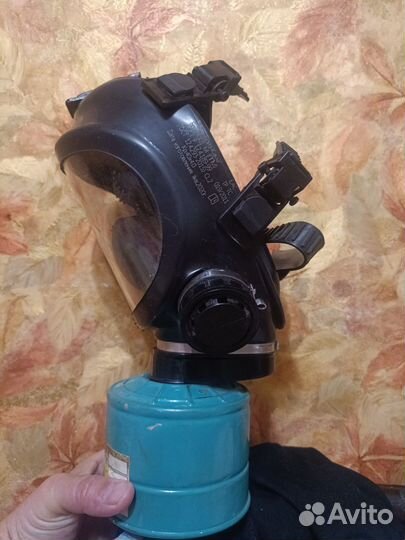 Противогаз