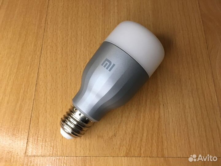 Умная лампочка LED SMART Bulb White and Color Mi