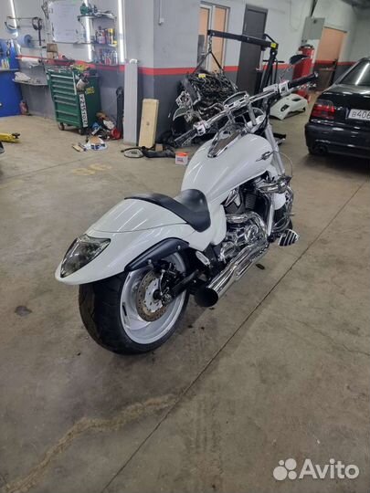 Suzuki boulevard m109r