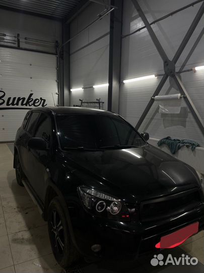 Toyota RAV4 2.0 AT, 2008, 230 000 км