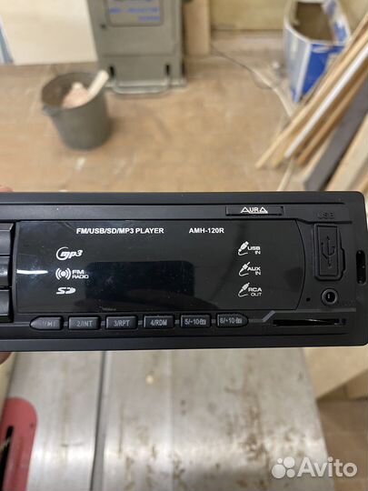 Магнитола aura AMH 120-R