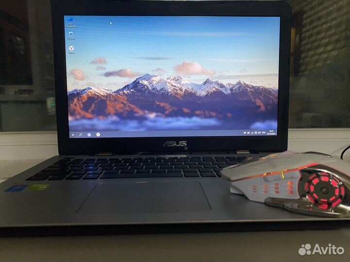 Ноутбук asus
