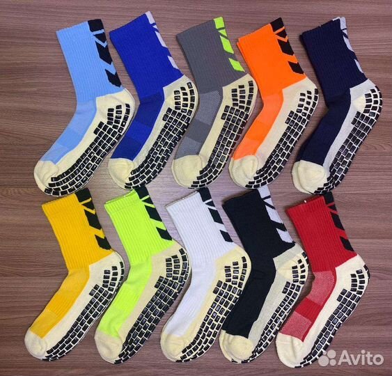 Противоскользящие футбольные носки