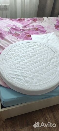 Матрас детский новый 75х75 см