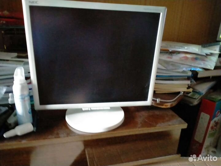 Монитор NEC