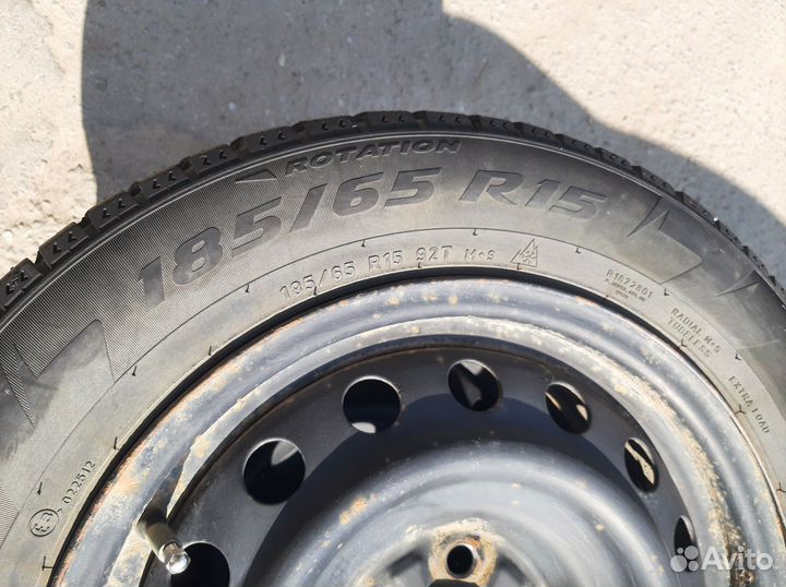Pirelli Ice Zero 185/65 R15