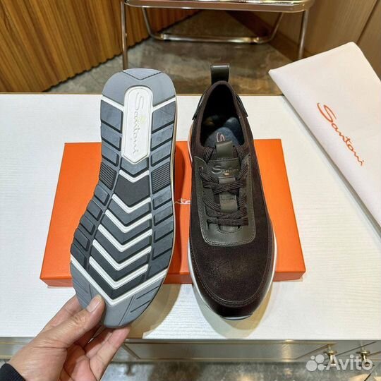 Элегантная мужская обувь Santoni