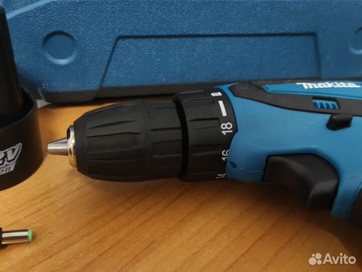 Шуруповерт makita