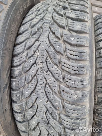 Nokian Tyres Hakkapeliitta 9 SUV 235/65 R18