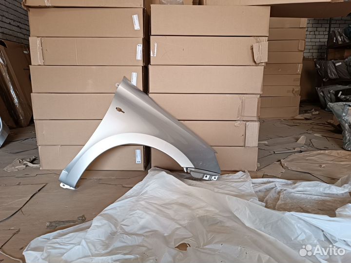 Крыло правое LADA granta - Лада гранта серебристый