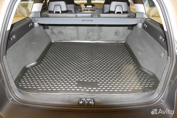 Коврик в багажник на Volvo (Вольво)