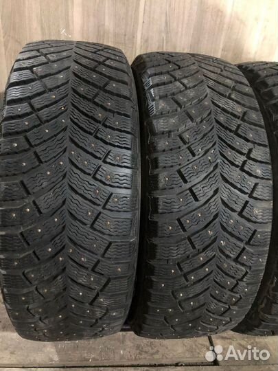 Michelin X-Ice North 4 205/55 R16