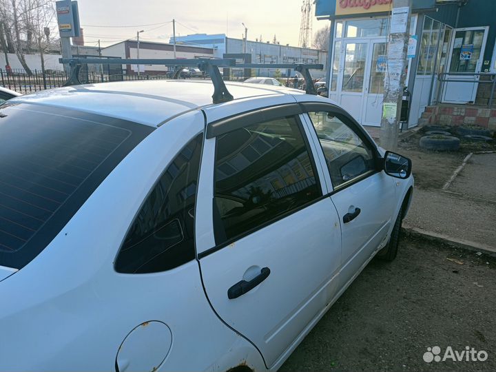 LADA Granta 1.6 МТ, 2012, 276 674 км