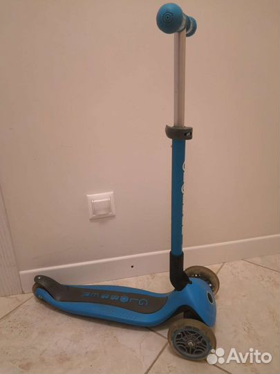 Самокат трехколесный globber