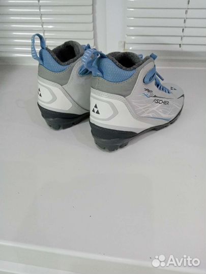 Лыжные ботинки fisher