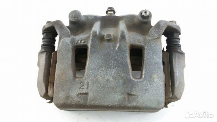 Суппорт передний левый Nissan Serena C25 2007