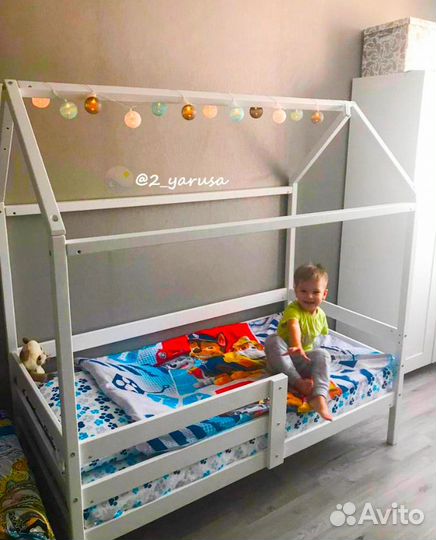 Детская кровать домик