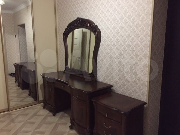 1-к. квартира, 42 м², 1/4 эт.