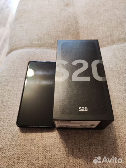 Samsung Galaxy S20, 8/128 ГБ