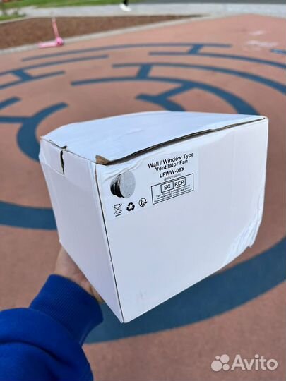 Вытяжной вентилятор с обратным клапаном