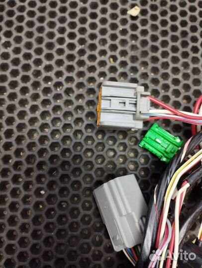 Проводка двери Volvo FH4 22935541