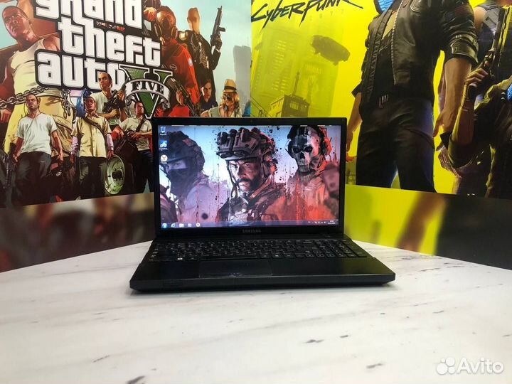 Ноутбук Samsung