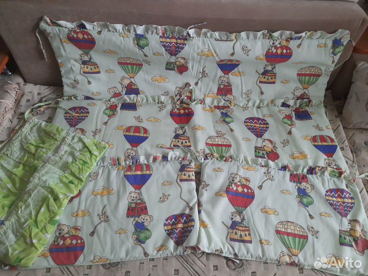 Бортики на детскую кроватку