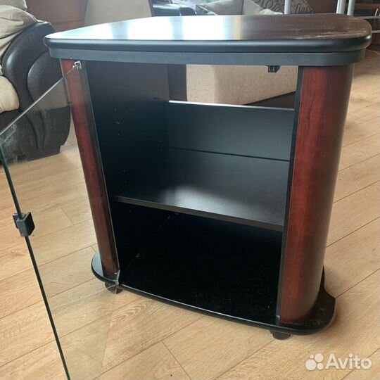 Тумба под телевизор