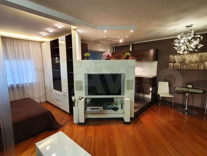 Квартира-студия, 60 м², 2/7 эт.