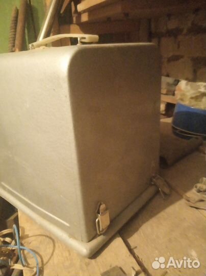 Кварцевая лампа. СССР окн-11