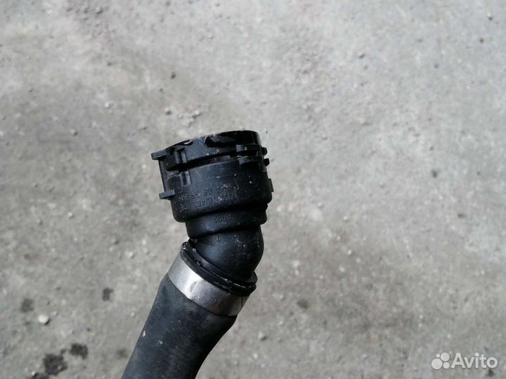 Патрубок системы охлаждения BMW x5 е53