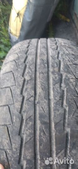 Kumho Road Venture ST KL11 235/65 R17