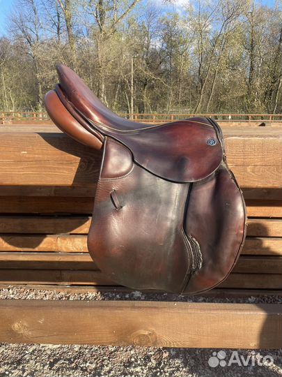 Конкурное седло