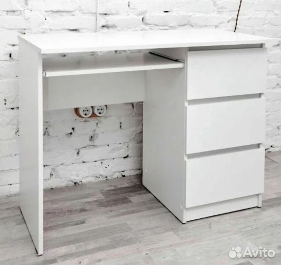 Стол компьютерный 