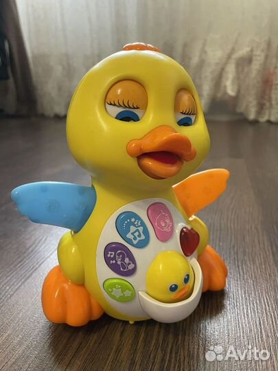 Детская игрушка утка baby go
