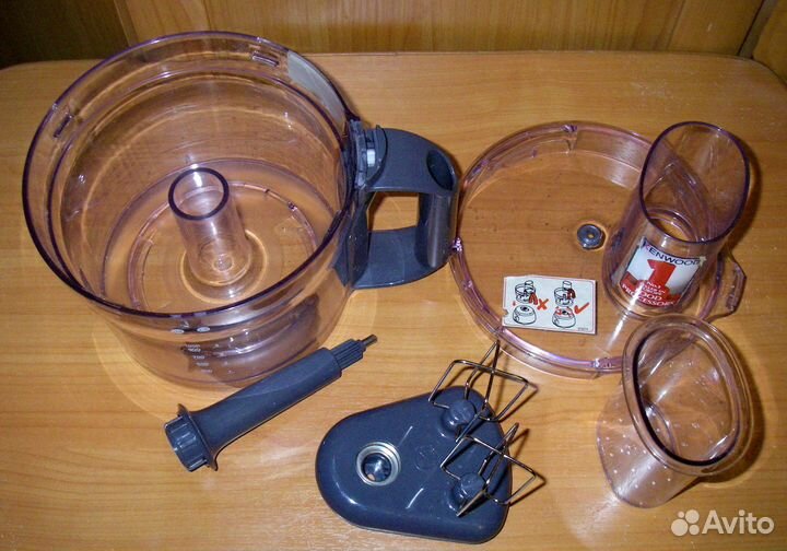 Кухонный комбайн kenwood FP270 на запчасти