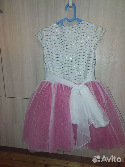 Праздничное платье для девочки 128 размер