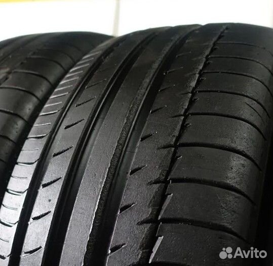 Michelin Pilot Sport Cup 2 325/30 R21