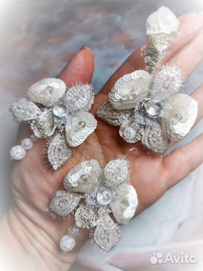 Коктейльное кольцо орхидеи кутюрной вышивки самоцв